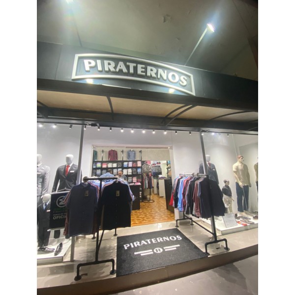 Fachada PIRATERNOS MODA MASCULINA